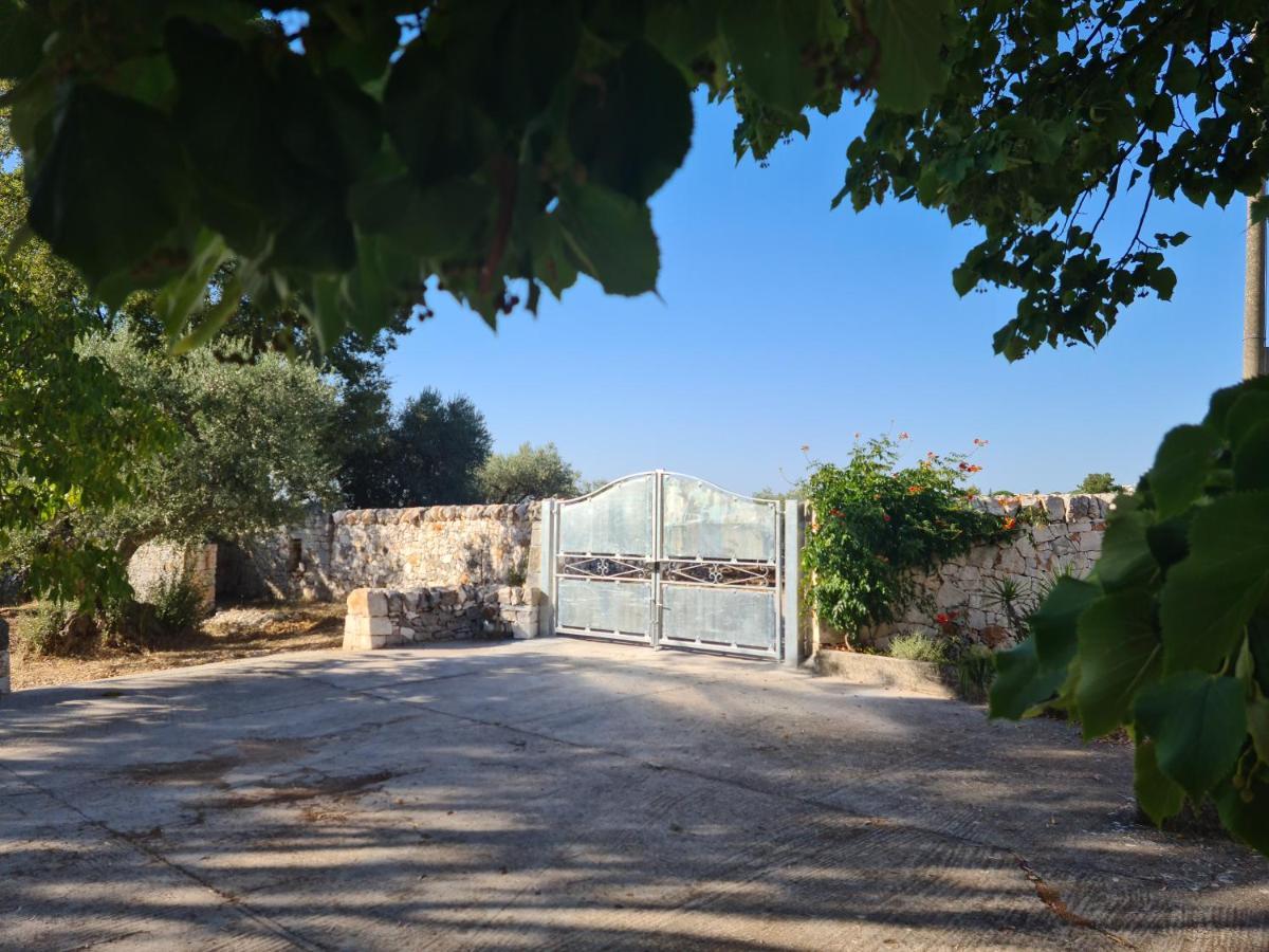 Trulli L'Utopia Di Anny Trulli Anny'S Utopia Locorotondo Exterior foto